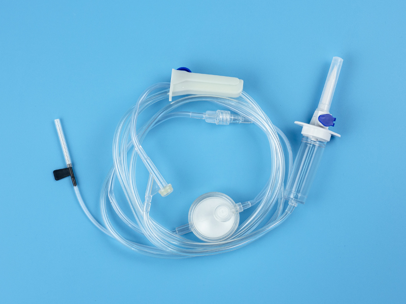 Disposable Infusion Set with Precision Filter
